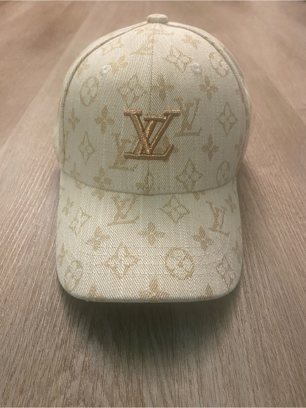 Louis Vuitton LV Monogram Canvas Unisex Baseball Cap Adjustable New without Tag